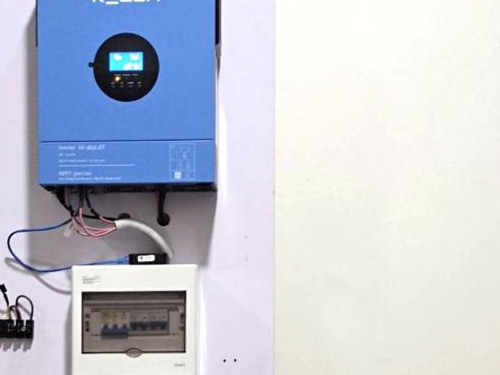 550 W Panele słoneczne + 5 kW Off-Grid Falker + 10kWh litowy bateria Zbuduj domowy system zintegrowany Solar-Sorage